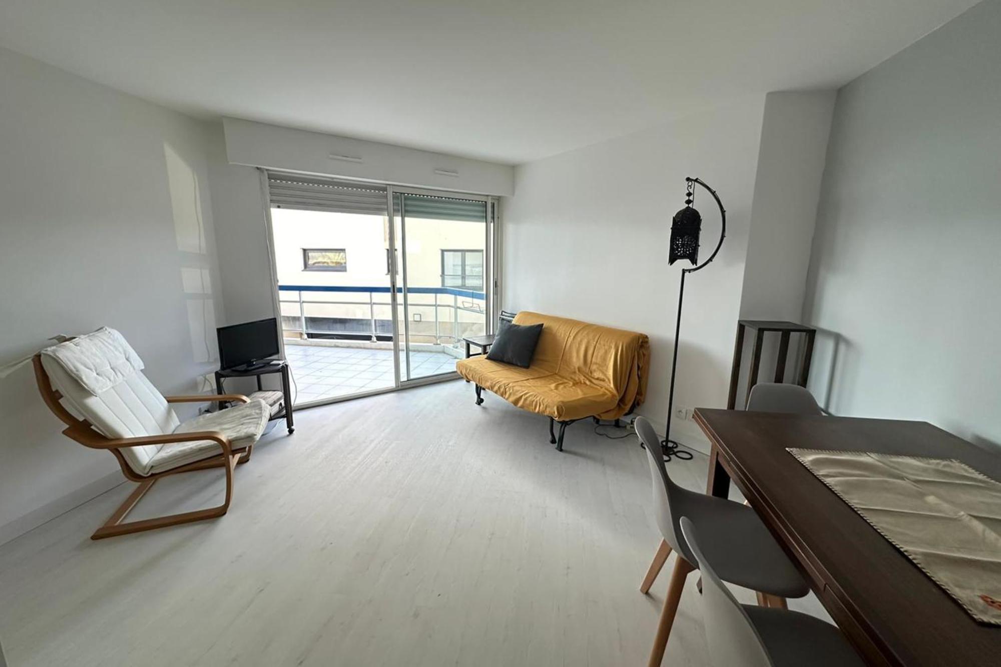 Spacieux Deux Pieces En Front De Mer Pour 4 Personnes Ref Plage 12 Saint-Raphael  Exterior photo
